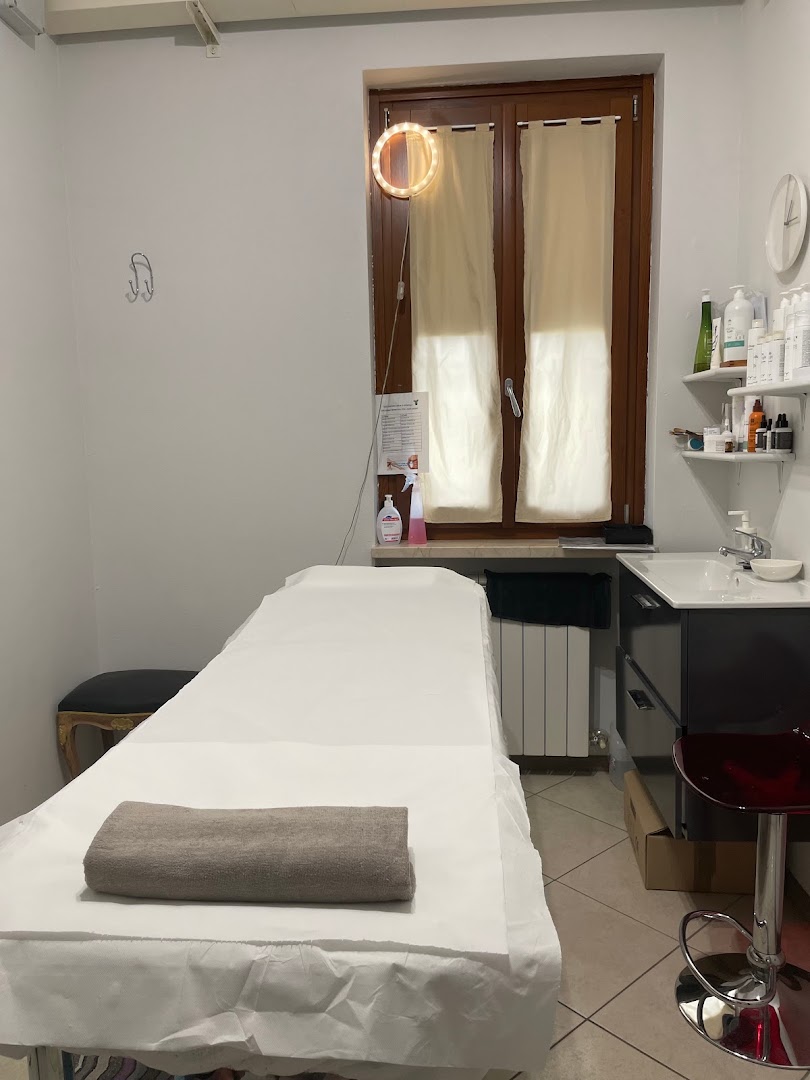EMOZIONI - Estetica & Solarium di Desy Regonini · Foto 4