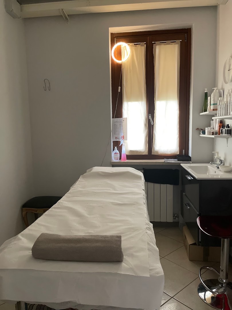 EMOZIONI - Estetica & Solarium di Desy Regonini · Foto 11
